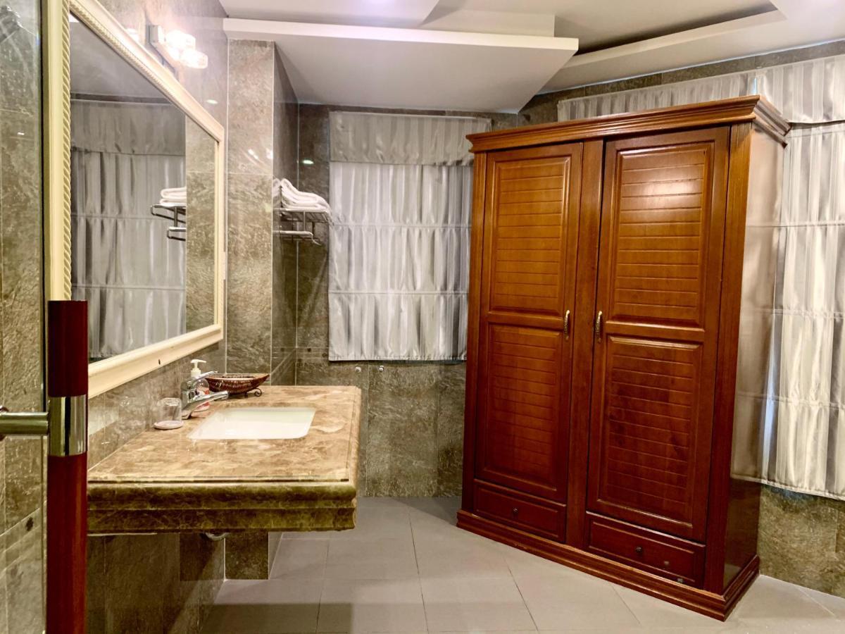 Bao Tran Hotel Ho Chi Minh-stad Buitenkant foto